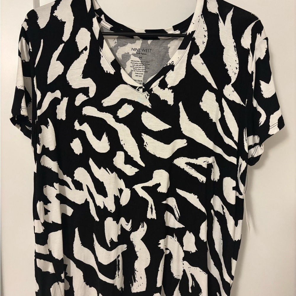 Nine West Zebra Print Short Sleeve Top